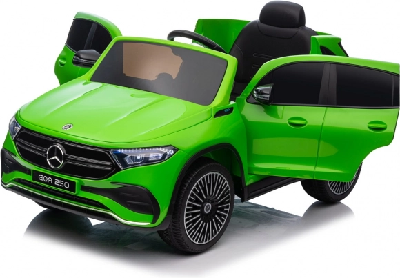 Elektryczne auto Mercedes Benz EQA 250 zielone