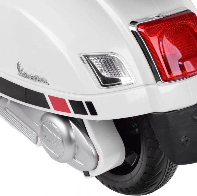 Elektryczny skuter Vespa GTS Super dla dzieci