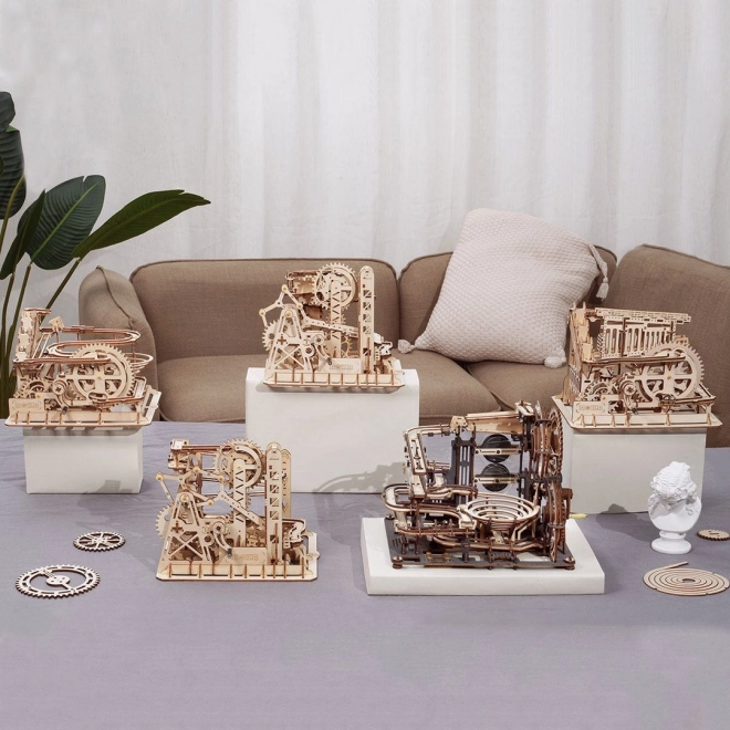 Toczący się tor Night City - 3D drewniana konstrukcja