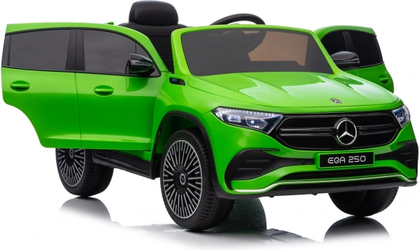 Elektryczne auto Mercedes Benz EQA 250 zielone