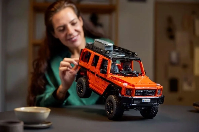 LEGO Technic Mercedes-Benz G 500 Model terenowy
