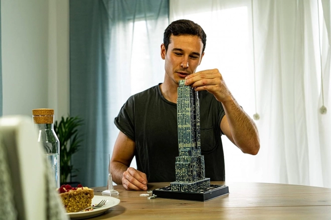 RAVENSBURGER Świecąca 3D puzzle Nocna edycja Chrysler Building 216 elementów