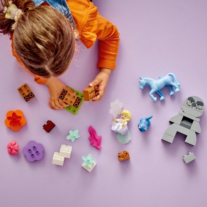 LEGO DUPLO Disney Elsa i Bruni w Zaczarowanym Lesie