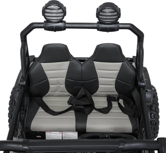 Komfortowe podwójne siedzisko z pasami