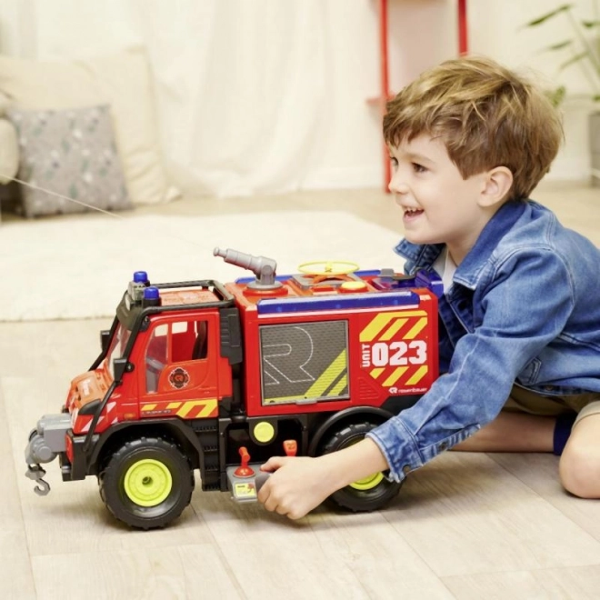 Wóz strażacki Mercedes-Benz Unimog U530 z efektami