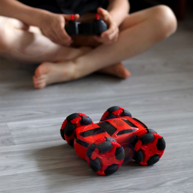 Woopie Zabawne RC auto z akrobacjami 360° z zdalnym sterowaniem 2,4 GHz