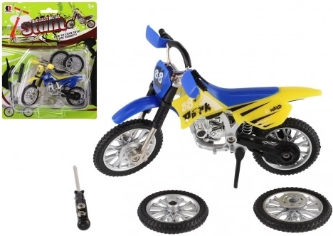 Motocykl na palec ze śrubokrętem i wymiennymi kołami, 12 cm, metal/plastik