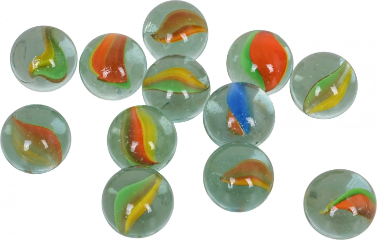 Bogate akcesoria, w tym 12 kulek