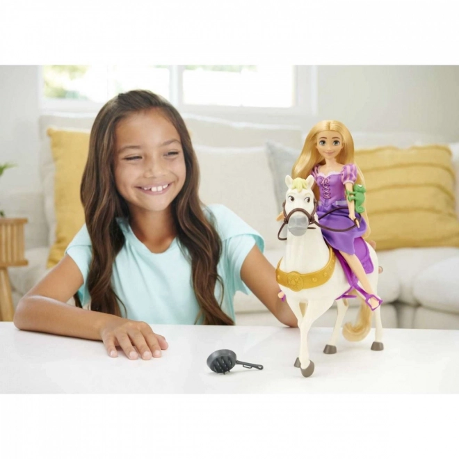 Disney księżniczka Roszpunka i Maximus