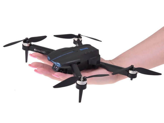 Składany dron z kamerą