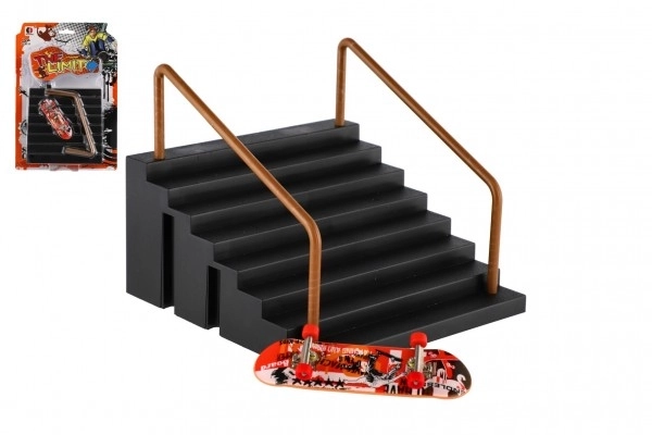 Schody z poręczą do fingerboardu