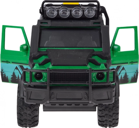 Otwierane drzwi i gumowe koła