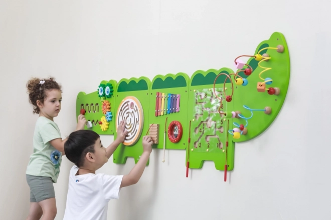 Drewniany panel ścienny Montessori - krokodyl