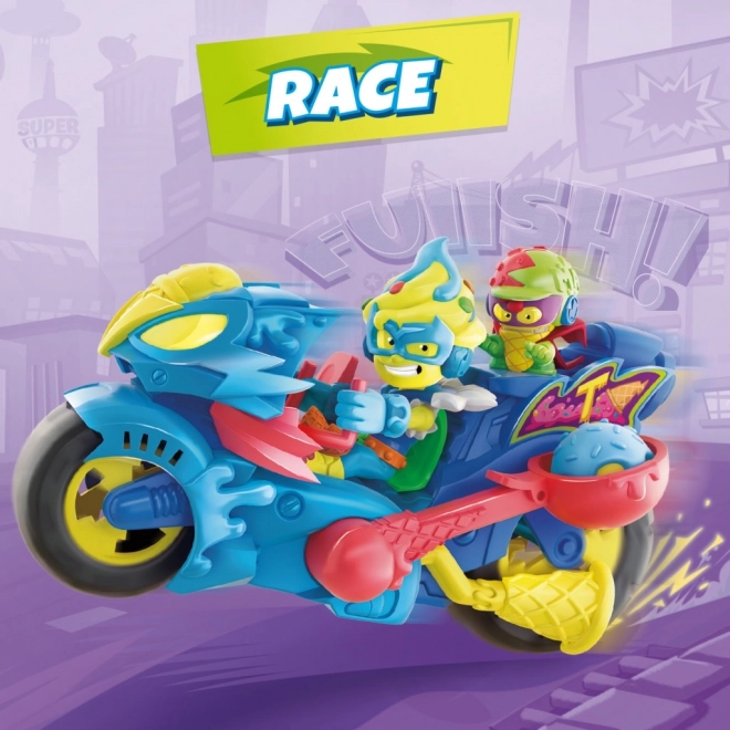 Superthings z turbo motocyklem turbo ice