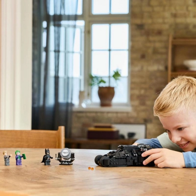 LEGO Super Heroes Tumbler Batmana przeciwko Dwojga Twarzom i Jokerowi