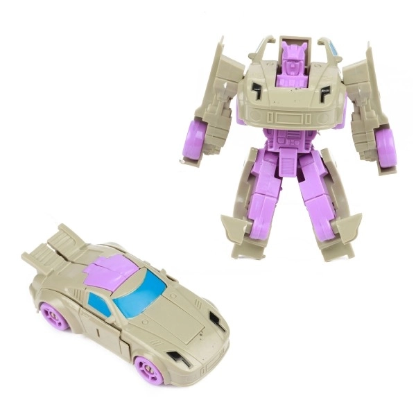 Transformer auto/robot plastik 10 cm mix kolorów w plastikowym pudełku 5x10,5 cm