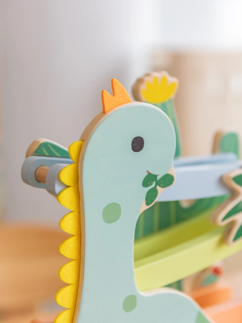 Klasyczna drewniana trasa z dinozaurami