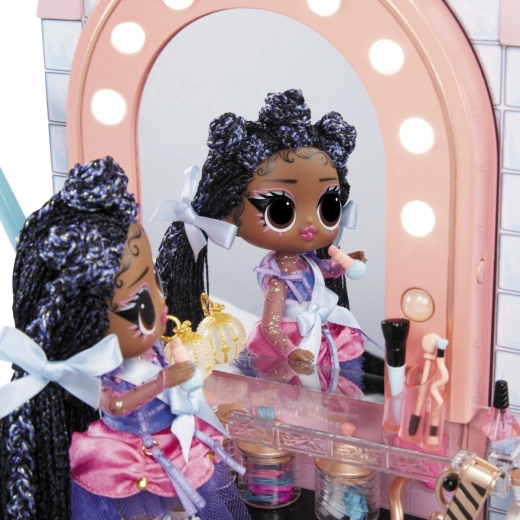 Fryzjerski salon z podświetlanym lustrem