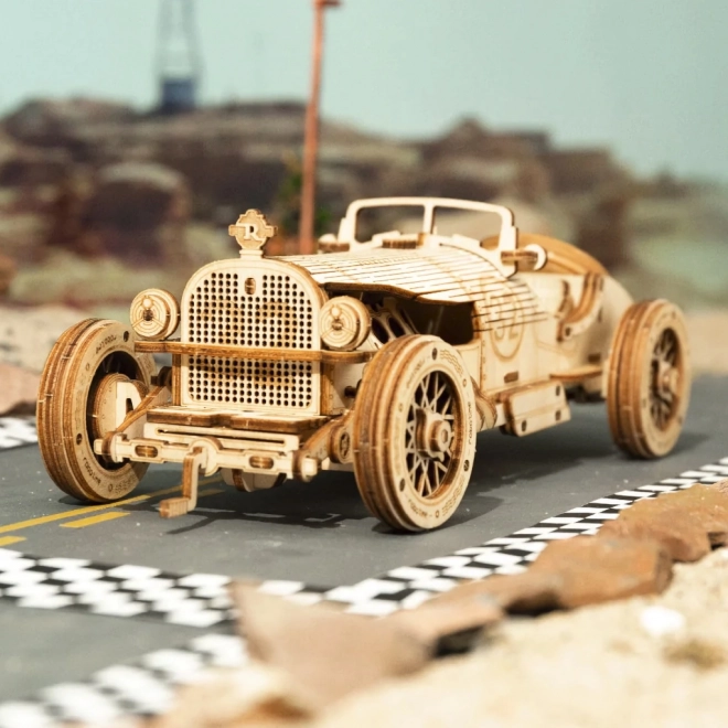 Wyścigowy samochód U-9 Grand Prix - 3D drewniane puzzle