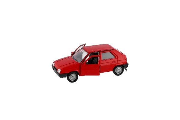 Auto Welly Škoda Favorit metal/plastik 11cm 1:34 na wolny bieg możliwość 4 kolorów pudełko 15x7x7cm