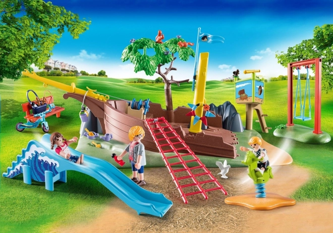 PLAYMOBIL® City Life 70741 Plac zabaw z wrakiem statku