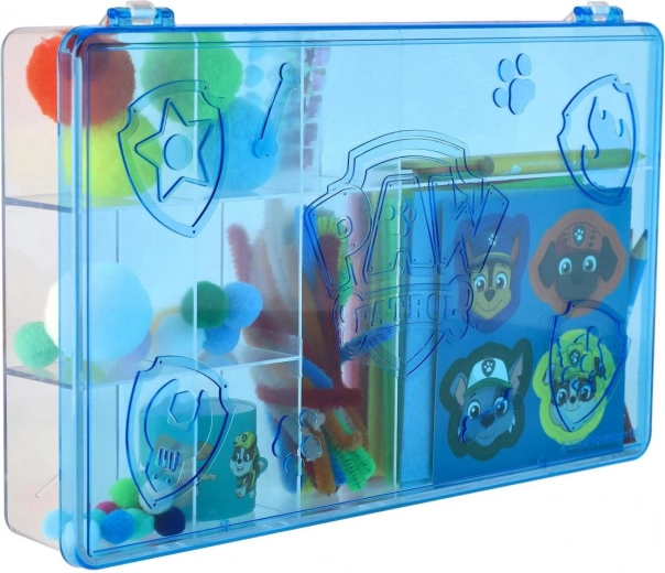 Solidna plastikowa walizka z przejrzystymi przegródkami