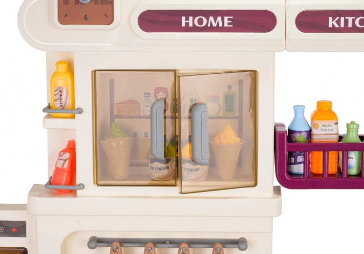 Działający kran i praktyczne miejsca do przechowywania