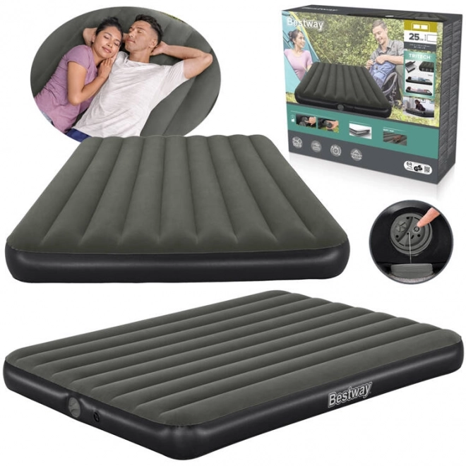 Dwuosobowy materac dmuchany Queen z wbudowaną pompką Bestway