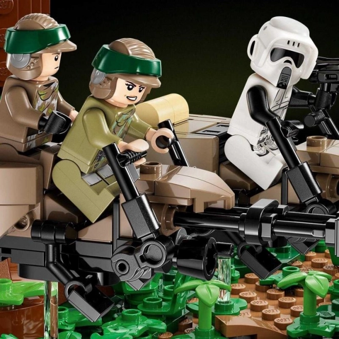LEGO® Star Wars™ 75353 Pościg na ścigaczach na planecie Endor™ – diorama