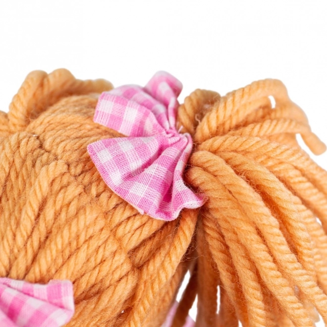 Tkaninowa lalka Eva od Bigjigs Toys