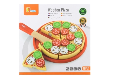 Drewniana pizza - krojenie