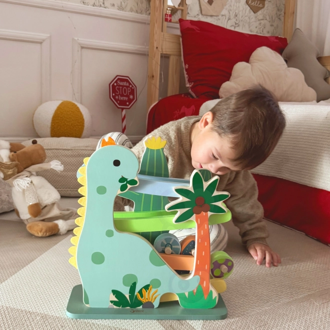 Klasyczna drewniana trasa z dinozaurami