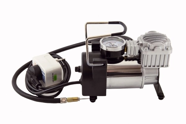Kompresor powietrza 150 PSI z akcesoriami