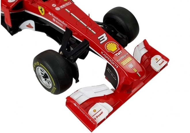 Wyścigowy samochód Formuły 1 Ferrari F138 czerwony 1:12
