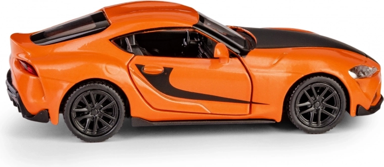 Metalowe nadwozie i wytrzymałe wykonanie