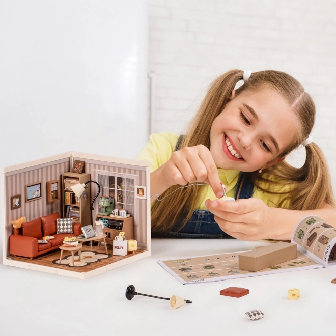 RoboTime miniatura domku przytulny pokój dzienny