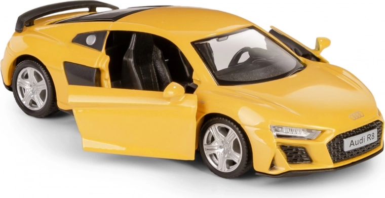 Otwierane drzwi i szczegółowe wnętrze