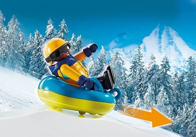 Szybkie zjazdy na snowtube i sankach