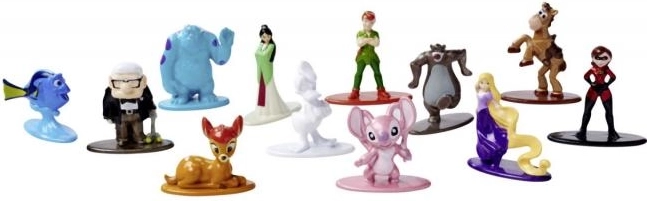 Metalowe mini figurki z dopracowanymi detalami