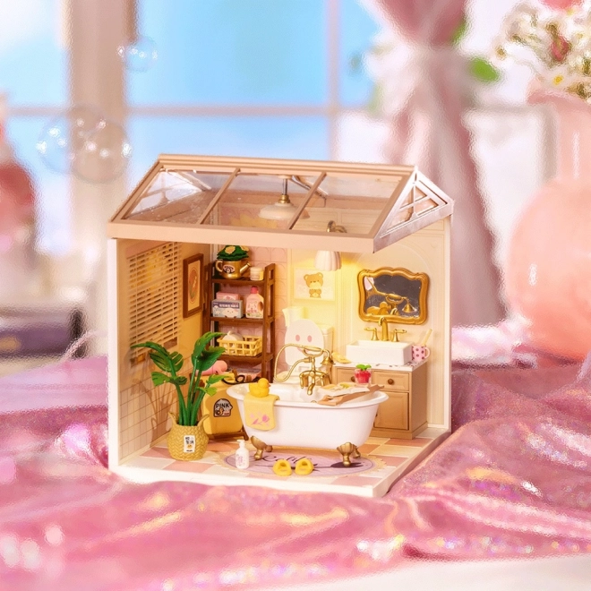 Miniaturowy domek - dziewczęca łazienka