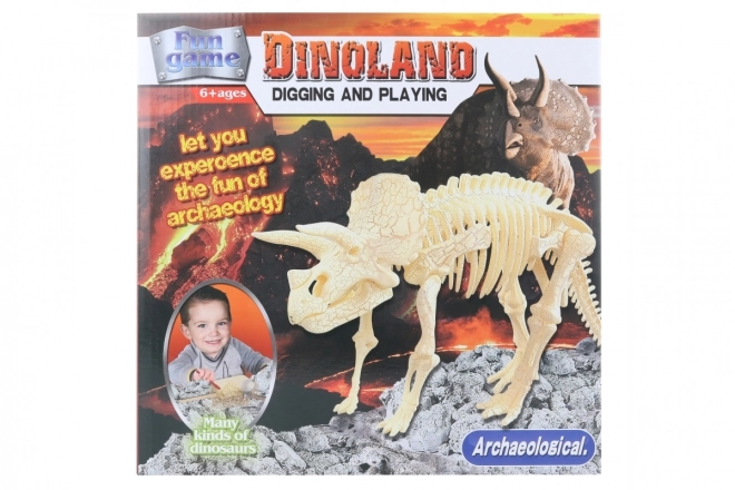 Rzeźba Triceratopsa
