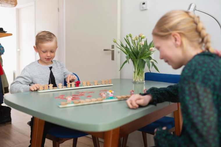 Sprytna zabawa dedukcyjna dla dwojga