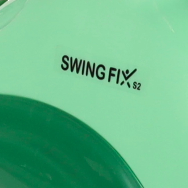 Zielony jeżdżący zabawka Swing Fix dla dzieci