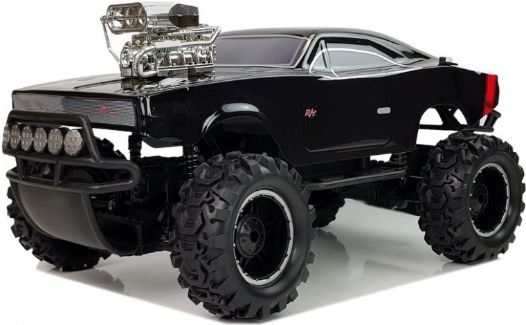 Duża skala 1:10 i wytrzymała konstrukcja