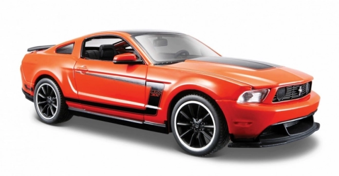 Złożony model Ford Mustang Boss 302 1/24 pomarańczowy