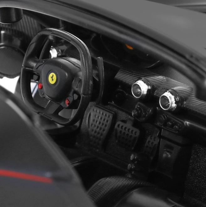 Ferrari LaFerrari Aperta model RASTAR 1:14 Samochód zdalnie sterowany + 2,4 GHz pilot