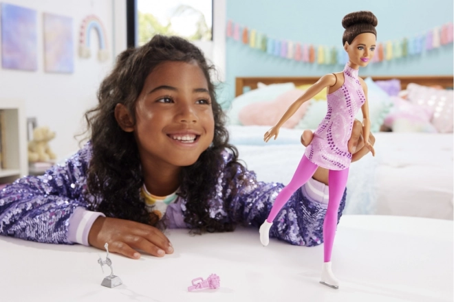 Barbie pierwsza praca - łyżwiarka figurowa HRG37