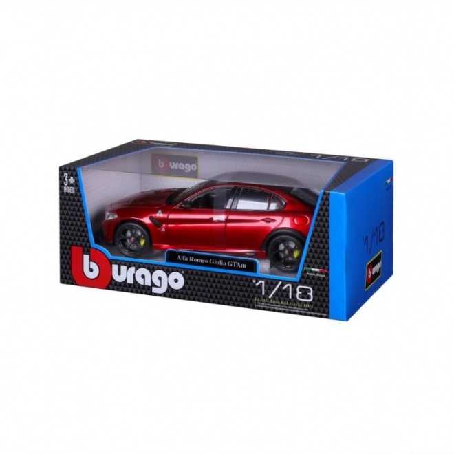 Bburago 1:18 Plus - Alfa Romeo Giulia GTAm - Met Czerwony