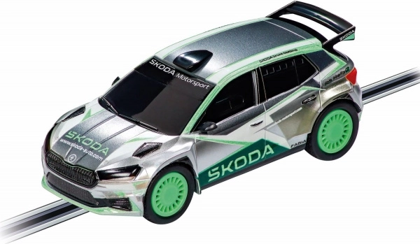 Auto do toru wyścigowego Škoda Fabia RS Rally 2 1:43 Carrera GO!!!