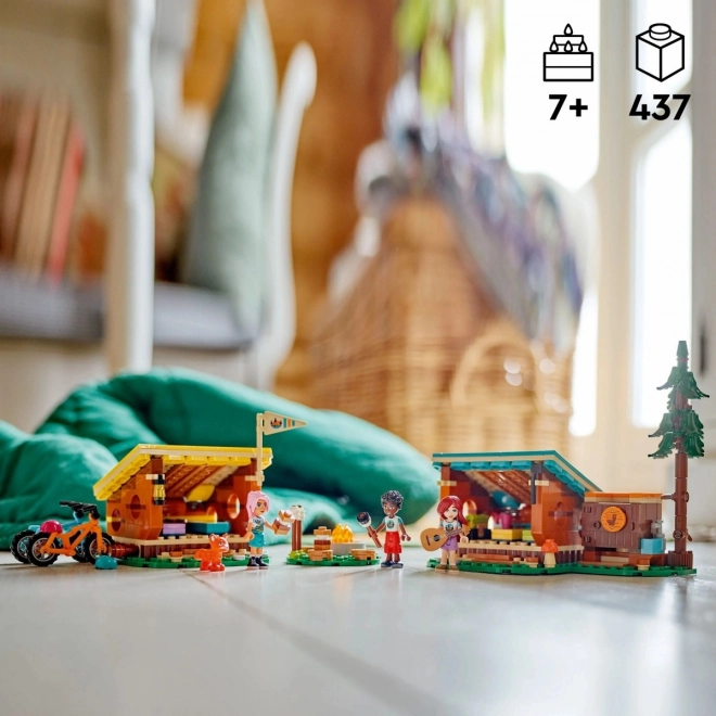 LEGO Friends 42624 Przytulne chatki na obozie przygodowym